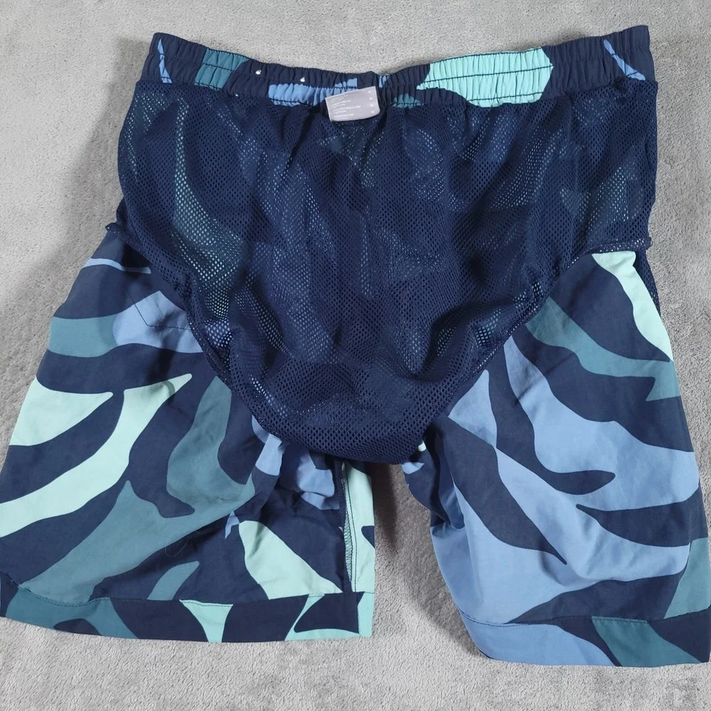 Columbia Summerdry Shorts Mens Medium Geometric Abstract Omni‎ Shade UPF 50 Swim
